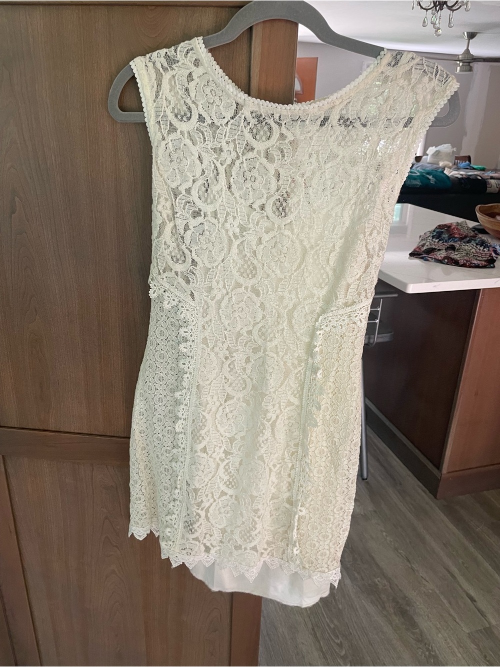 Women's Ivory Lace Sleeveless Dress - Elegant Cocktail Dress